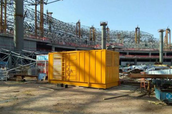 任县发电机出租如何判断空气滤清器是否需要更换？