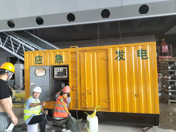 任县怎样判断空气滤清器是否需要更换？